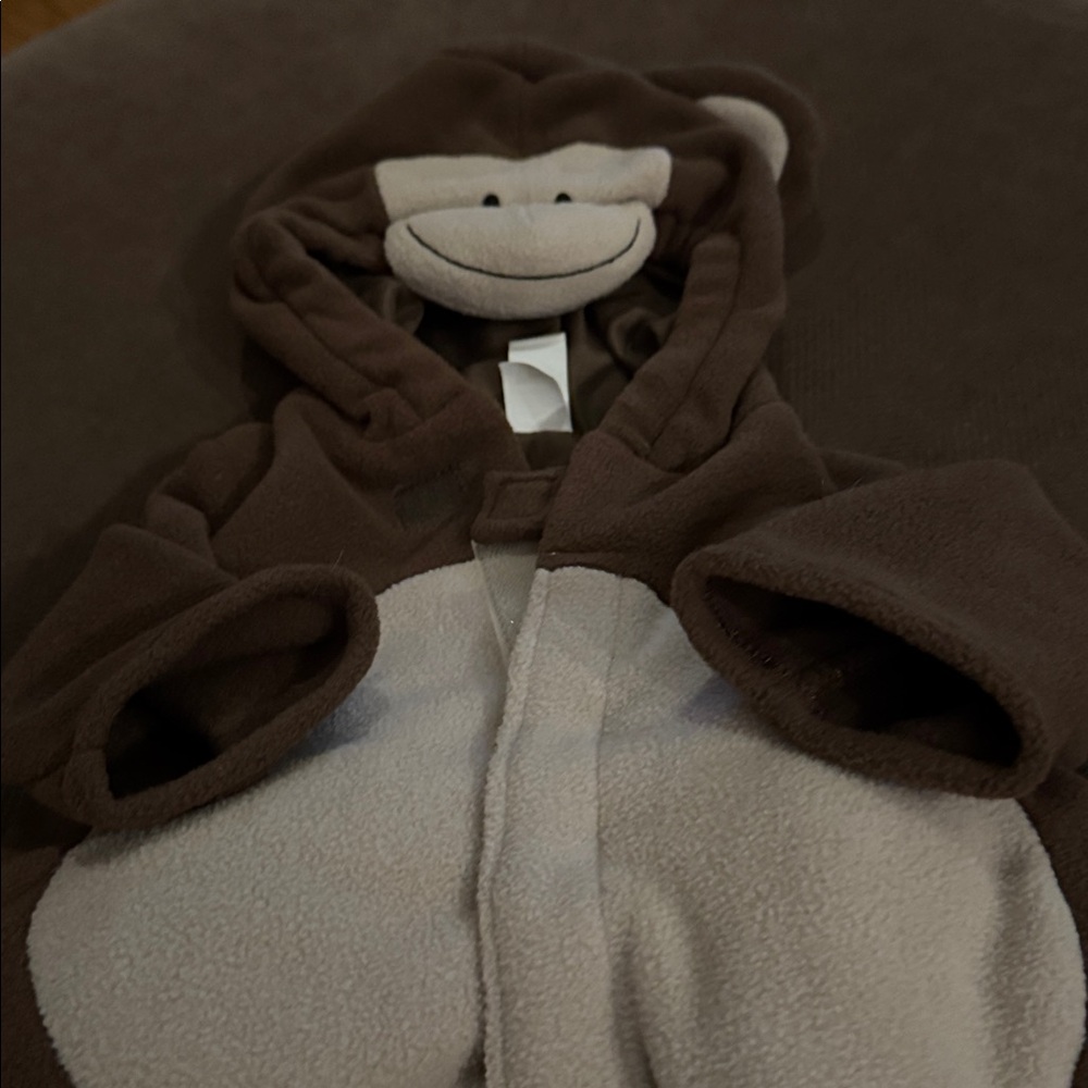 Old Navy Monkey Costume size 0-6 months Top with matching bottoms.